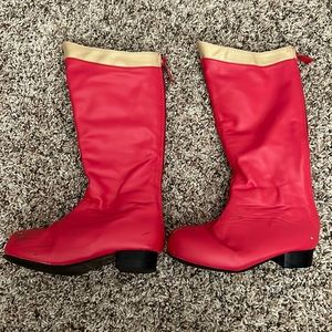 Kids Wonder Woman Boots size 9/10 XS